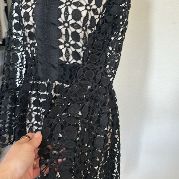 Eilly Bazaar High Neck Mini Dress in Black and White Bodicon Style - Picture 7 of 7